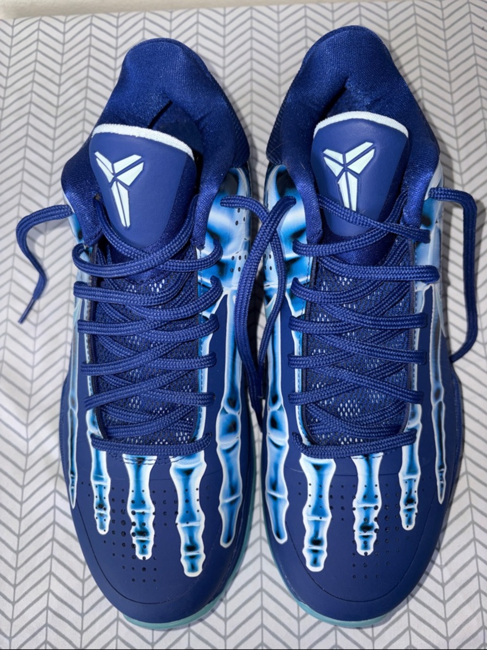 Kobe V Protro X-ray Basketball Sneakers with Skeleton Graphic